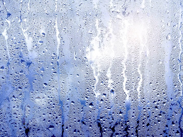 Vì sao trời nồm khiến sàn nhà, đồ vật ẩm ướt?