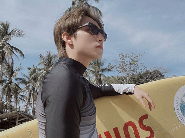 Sơn Tùng M-TP đi biển nhưng nhất định không chịu cởi đồ, 'sương sương' vài tấm ảnh ướt át đã khiến fan rần rần vì quá điển trai
