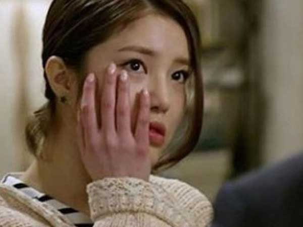 Thấy vợ đứng ôm con để bà cô rửa bát, chồng thẳng tay tát cháy má nhưng sau đó phải quỳ xuống xin lỗi vợ