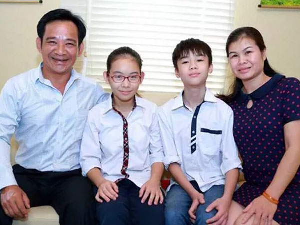 Đời thực giàu sang, hạnh phúc của Quang Tèo - ông trưởng thôn hám tiền trong 'Cô gái nhà người ta'