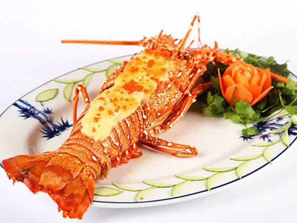 Dù có thích mê tôm hùm, khi ăn nhất định phải nhớ điều này