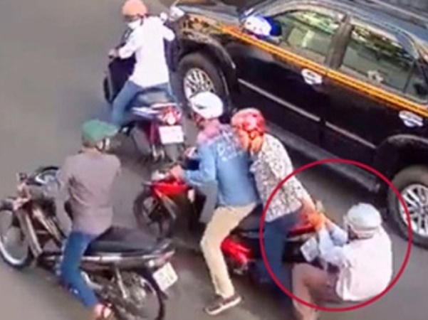 Triệt phá nhóm cướp giật tuổi... U60