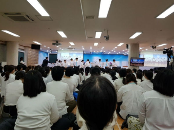 Giáo phái Shincheonji là gì mà không sợ bệnh tật, tin vào cuộc sống vĩnh hằng và khiến dịch virus Covid-19 lây lan khắp thành phố Daegu?
