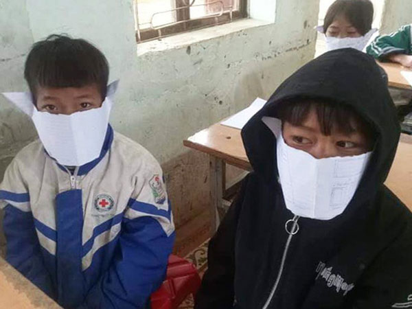 Yêu cầu thu hồi thông báo kỷ luật cô giáo đăng ảnh học sinh đeo khẩu trang giấy