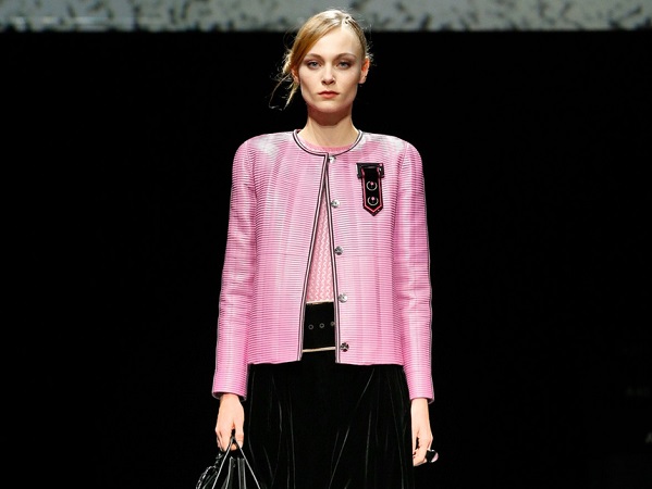 Milan Fashion Week vắng khách vì corona, Giorgio Armani hủy show diễn