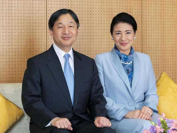 Nhật hoàng mừng sinh nhật tuổi 60 và chia sẻ về bệnh tình hiện tại của Hoàng hậu Masako khiến ai cũng xúc động