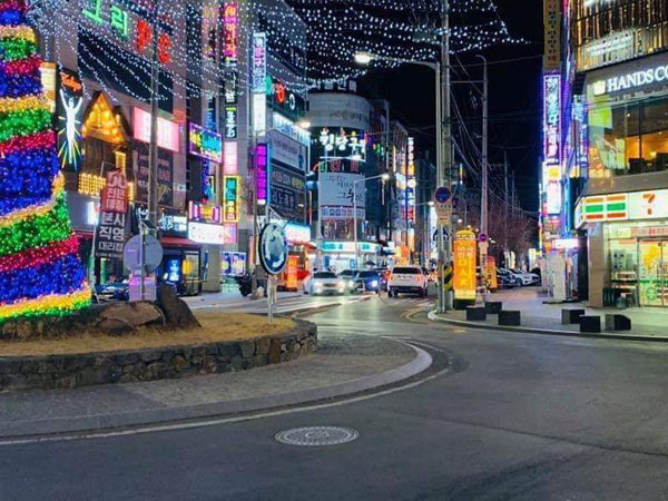 Du học sinh Việt Nam tại Hàn Quốc: 'Không quá lo lắng, cùng nhau vượt qua dịch bệnh Covid - 19'