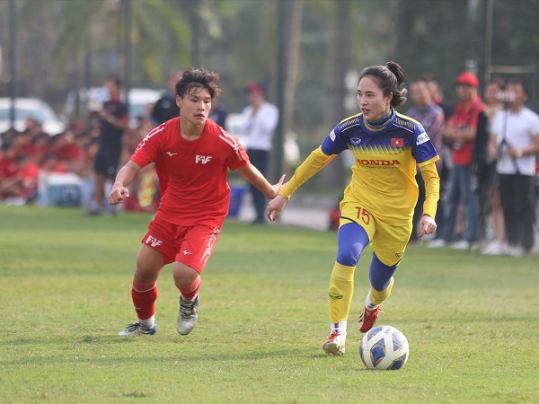 ĐT nữ Việt Nam thua đậm U16 PVF, HLV Mai Đức Chung vẫn hài lòng