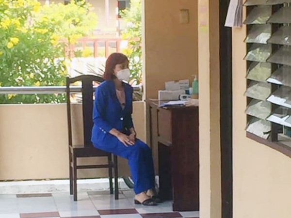 Vụ cô gái về từ vùng dịch livestream 'khoe' trốn cách ly thành công: Cách ly thêm mẹ và em