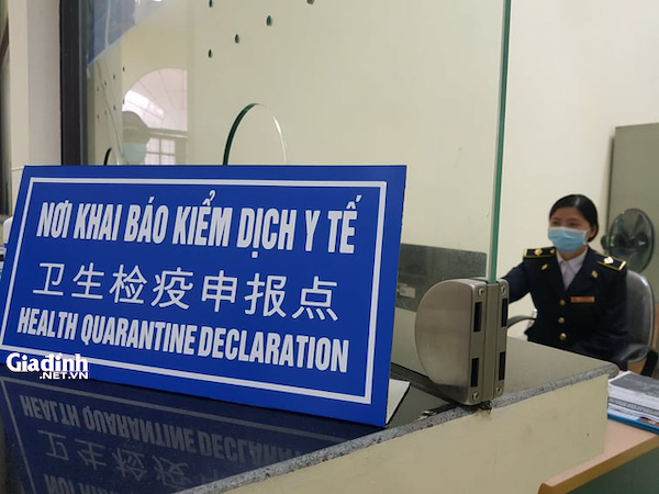 Khách từ Ý, Iran đến Việt Nam buộc phải khai báo y tế