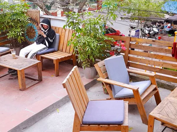 Chủ quán cafe chửi khách đến mà không biết mở mồm lên tiếng chào: 'Tôi sẽ không trình bày gì thêm, im lặng như đúng phương châm quán!'