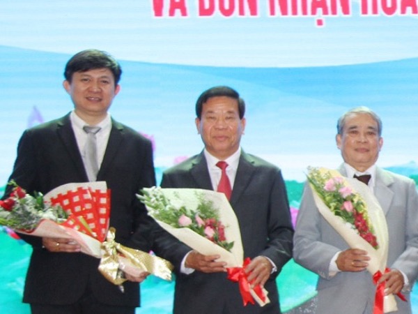 Bắt giam trái pháp luật, Bộ Công an xin lỗi 2 công dân