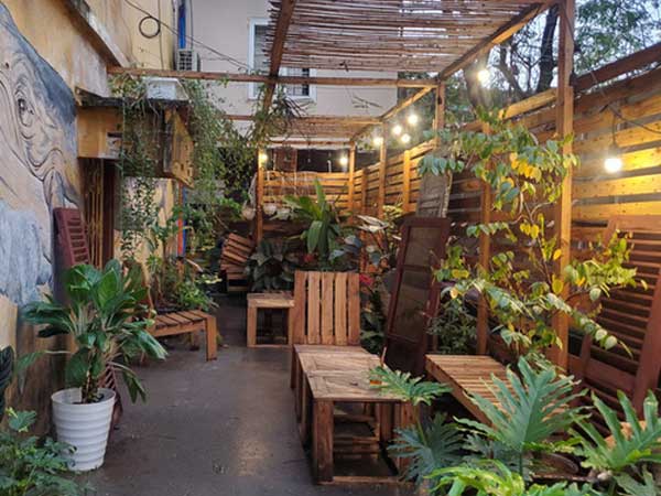 Chủ quán cafe bị bão 1 sao vì mắng khách: 'Cùng lắm thì chúng tôi khóa Fanpage'