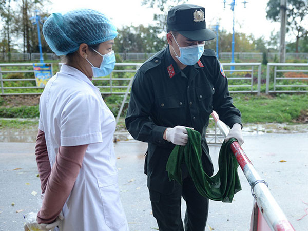 Giám đốc Công an tỉnh Vĩnh Phúc: Làm nhiệm vụ cách ly Sơn Lôi có chiến sỹ Tết đến giờ còn chưa được về nhà