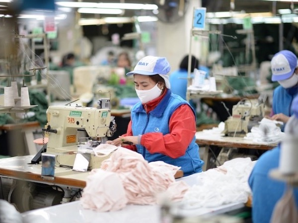 Hàng loạt doanh nghiệp nguy cơ phá sản vì Covid-19