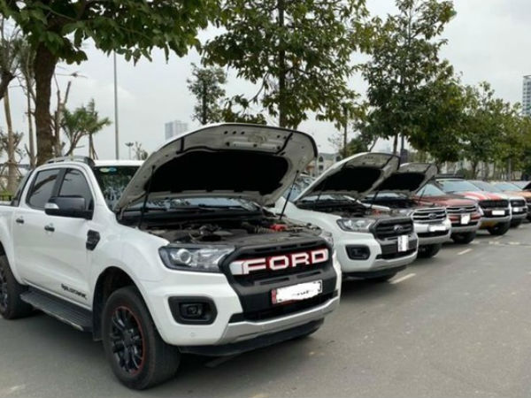 Hơn 400 xe Ford dính lỗi rò rỉ dầu, đại diện hãng 'mời khách đến kiểm tra xe và tư vấn'