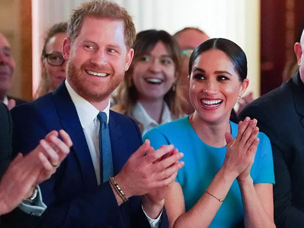 Meghan Markle tỏa sáng như nữ thần giữa lùm xùm cãi lời và khiến Nữ hoàng Anh rơi nước mắt