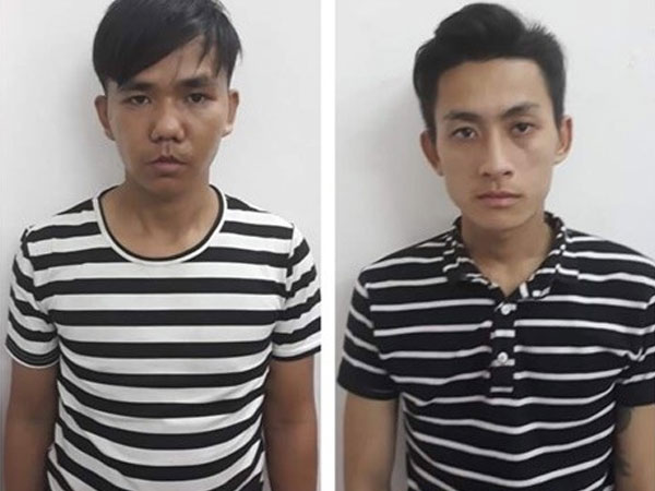 Bí mật về bộ đôi được ví là 'bóng ma' áo sọc đen trắng