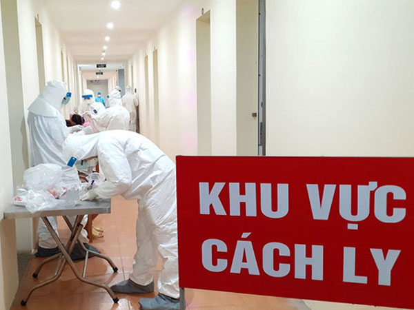 Bộ GD-ĐT yêu cầu 30 giảng viên vừa dự hội thảo tại Ý trở về phải cách ly