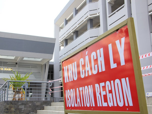 TPHCM cách ly 20 người liên quan đến bệnh nhân thứ 17 nhiễm COVID-19