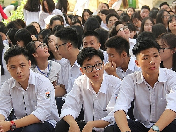 TP HCM cho học sinh lớp 12 nghỉ thêm một tuần