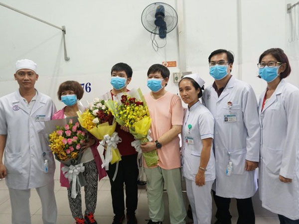 Bệnh nhân Trung Quốc được chữa khỏi Covid-19 gửi thư mời BS Chợ Rẫy thăm Vũ Hán