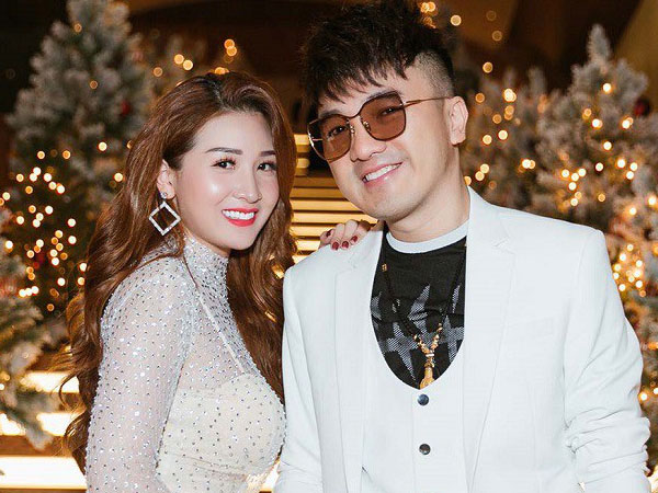 Vợ trẻ kém 12 tuổi của Dương Ngọc Thái: Anh ấy bảo tôi ngủ lại vì phòng có hai giường và hứa sẽ không làm gì
