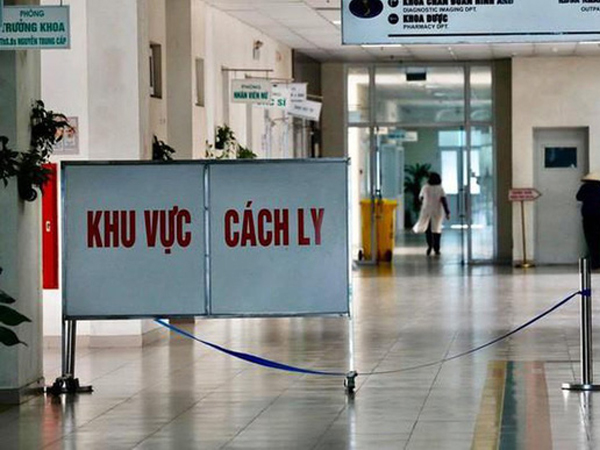 Phú Thọ cách ly 1 nam tài xế xe ôm công nghệ có biểu hiện ho sốt sau nhiều lần chở khách lên phố Trúc Bạch