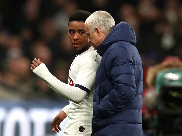 Sau Kane và Son Heung-min, HLV Mourinho lại đón hung tin về lực lượng Tottenham