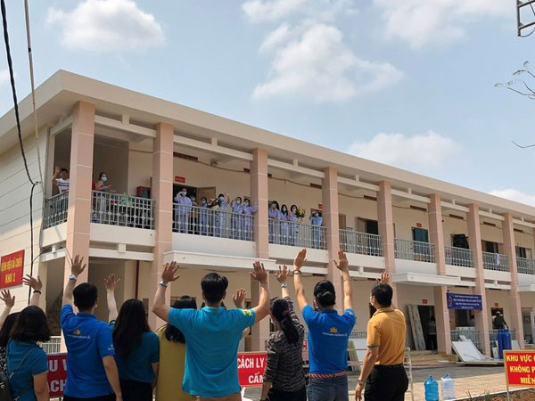 Toàn bộ tổ bay chuyến bay VN0054 âm tính với Covid-19