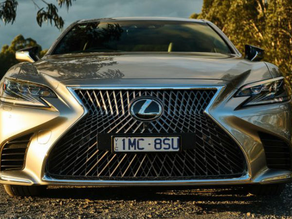 Toyota triệu hồi thêm 1,2 triệu xe Lexus, Toyota vì lỗi máy bơm nhiên liệu