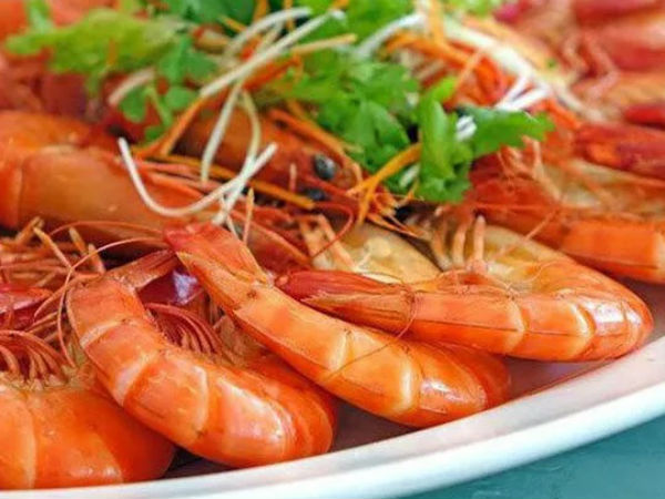 5 sai lầm khi ăn tôm khiến món ăn bổ dưỡng có thể thành 'độc dược'