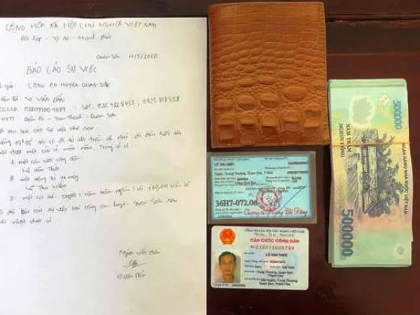 Thanh Hóa: Nhặt được gần 50 triệu đánh rơi, chiến sỹ Công an trả lại người bị mất