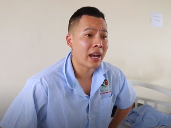 Sao Việt đồng loạt phản ứng gay gắt trước thái độ bất hợp tác của Vũ Khắc Tiệp ở khu cách ly
