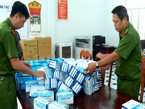 Thu giữ 25.000 khẩu trang y tế