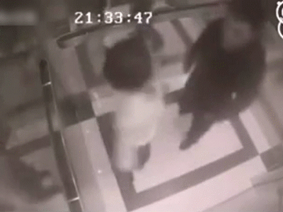 Video: Bị sàm sỡ trong thang máy, người phụ nữ ra đòn đánh gục kẻ biến thái