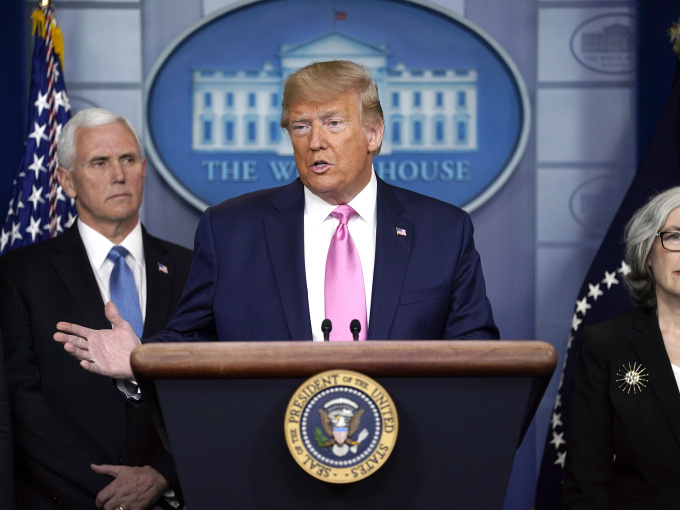 Tổng thống Donald Trump thông báo cấm di chuyển giữa Mỹ và châu Âu trong 30 ngày
