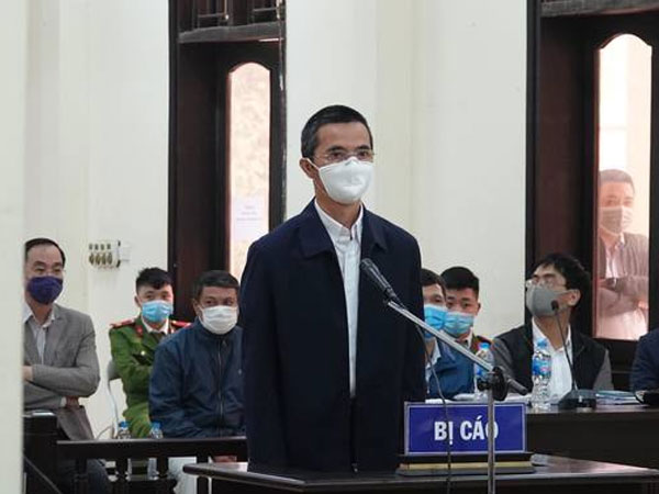Cựu chánh thanh tra TT & TT được trả tự do tại tòa