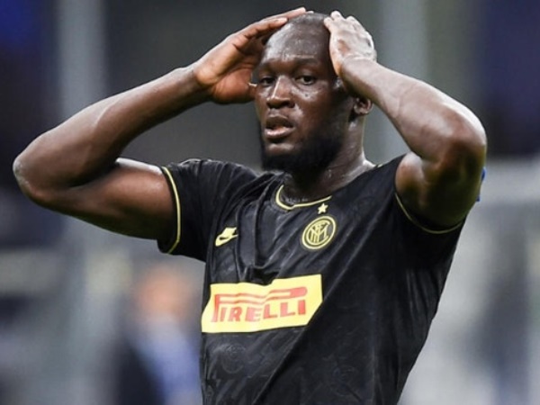 UEFA đề nghị Inter và Roma nhường vé vào tứ kết Europa League cho đối thủ
