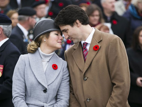 Vợ chồng Thủ tướng Canada tự động cách ly