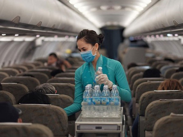 Hải Phòng cách ly gấp 9 người đi cùng chuyến bay nữ tiếp viên Vietnam Airlines nhiễm Covid-19