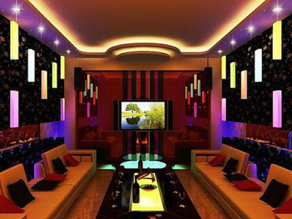 Cầu Giấy dừng kinh doanh các quán karaoke hết tháng 3 để phòng dịch Covid-19