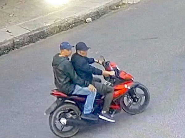 Xác minh vụ phóng viên tố bị 2 đối tượng ép xe, tấn công
