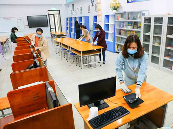 Khử khuẩn nơi làm việc thế nào để hạn chế sự lây lan của COVID-19?