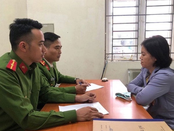 Bắt người phụ nữ chuyên dùng nam châm phá “chíp” điện tử trong siêu thị trộm tài sản