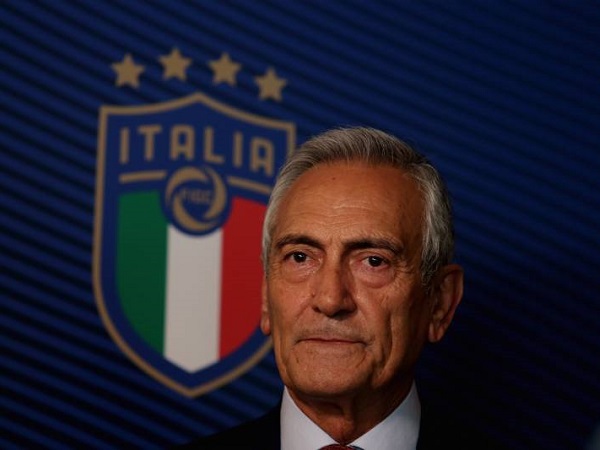 Italy đề nghị UEFA hoãn Euro 2020