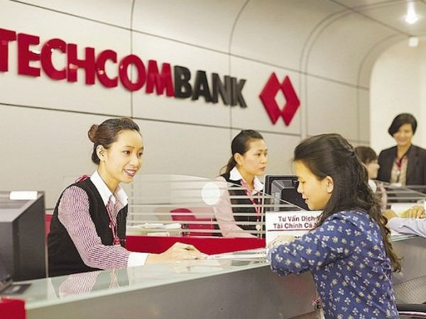 Bất ngờ với số tiền các 'ông lớn' ngân hàng ủng hộ công tác phòng dịch Covid-19
