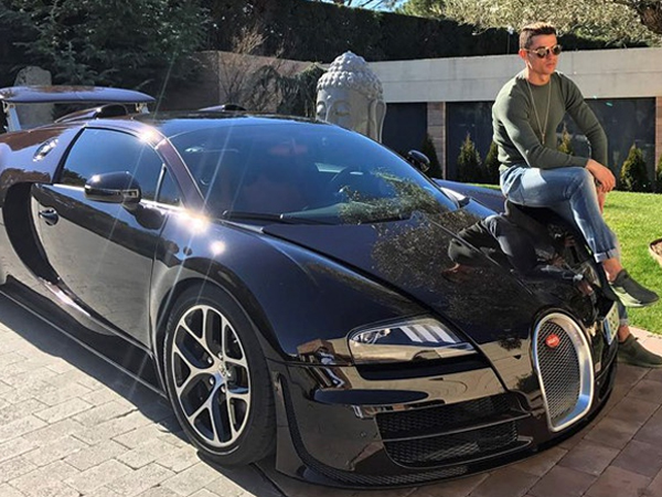 Kiếm tiền 'đỉnh' nhất làng bóng đá, khối tài sản của Christiano Ronaldo đồ sộ tới đâu?