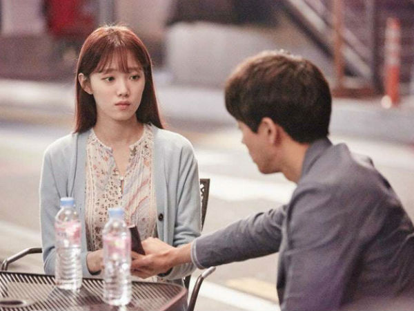 Chuyện ngược đời chưa từng thấy: Mẹ của kẻ thứ 3 nhắn tin 'khiêu chiến', cô vợ chỉ hỏi nhẹ 'cô mua chồng cháu với giá bao nhiêu?'