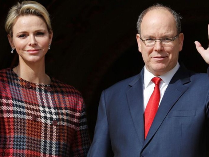 Thân vương Monaco nhiễm Covid-19